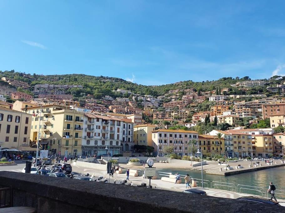 Sweet Liana Un Tuffo Nel Cuore Del Paese Porto Santo Stefano  Zewnętrze zdjęcie