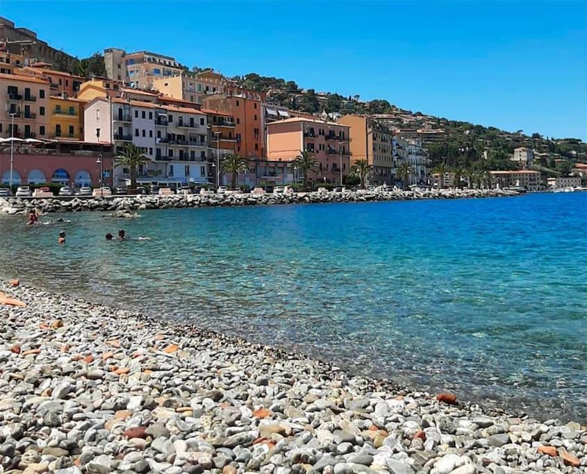 Sweet Liana Un Tuffo Nel Cuore Del Paese Porto Santo Stefano  Zewnętrze zdjęcie